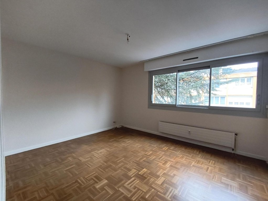 APPARTEMENT T2 A LOUER - ST ETIENNE - 50.14 m2 - 500 &euro; charges comprises par mois