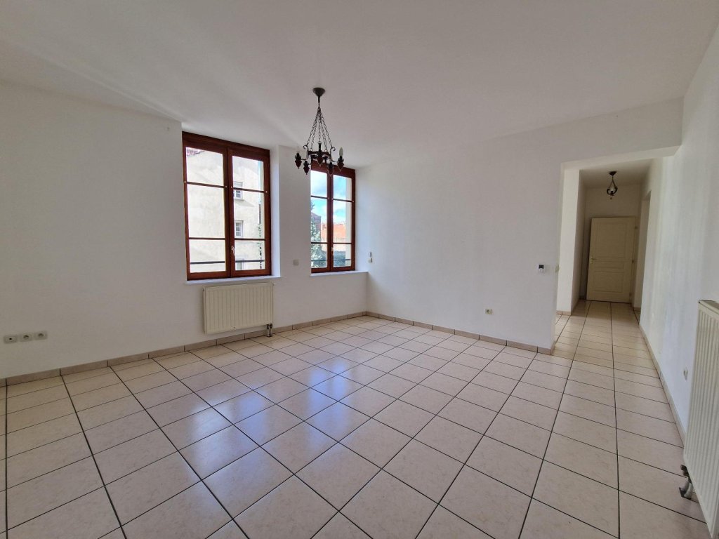 APPARTEMENT T3 A LOUER - ST ETIENNE - 72.5 m2 - 690 &euro; charges comprises par mois