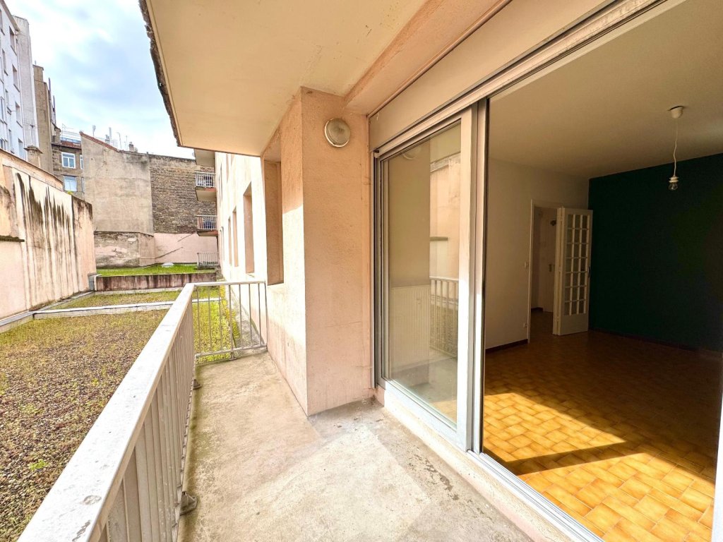 APPARTEMENT T2 A LOUER - ST ETIENNE - 40.56 m2 - 510 &euro; charges comprises par mois