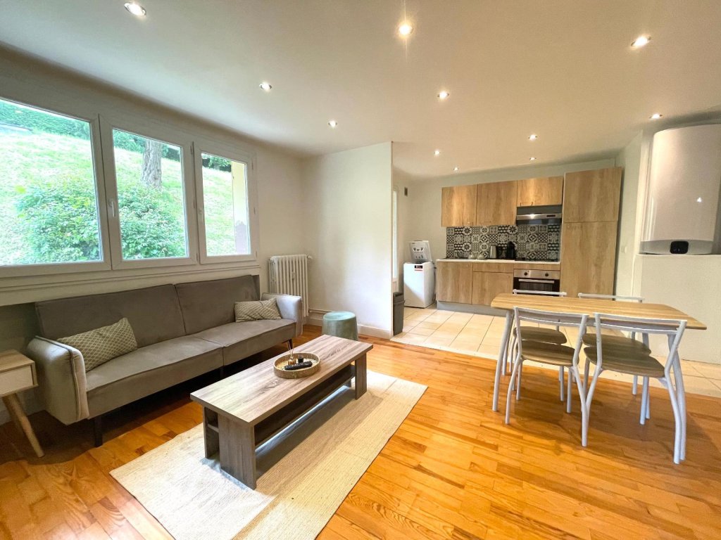 APPARTEMENT T3 A LOUER - ST ETIENNE - 54.51 m2 - 640 &euro; charges comprises par mois