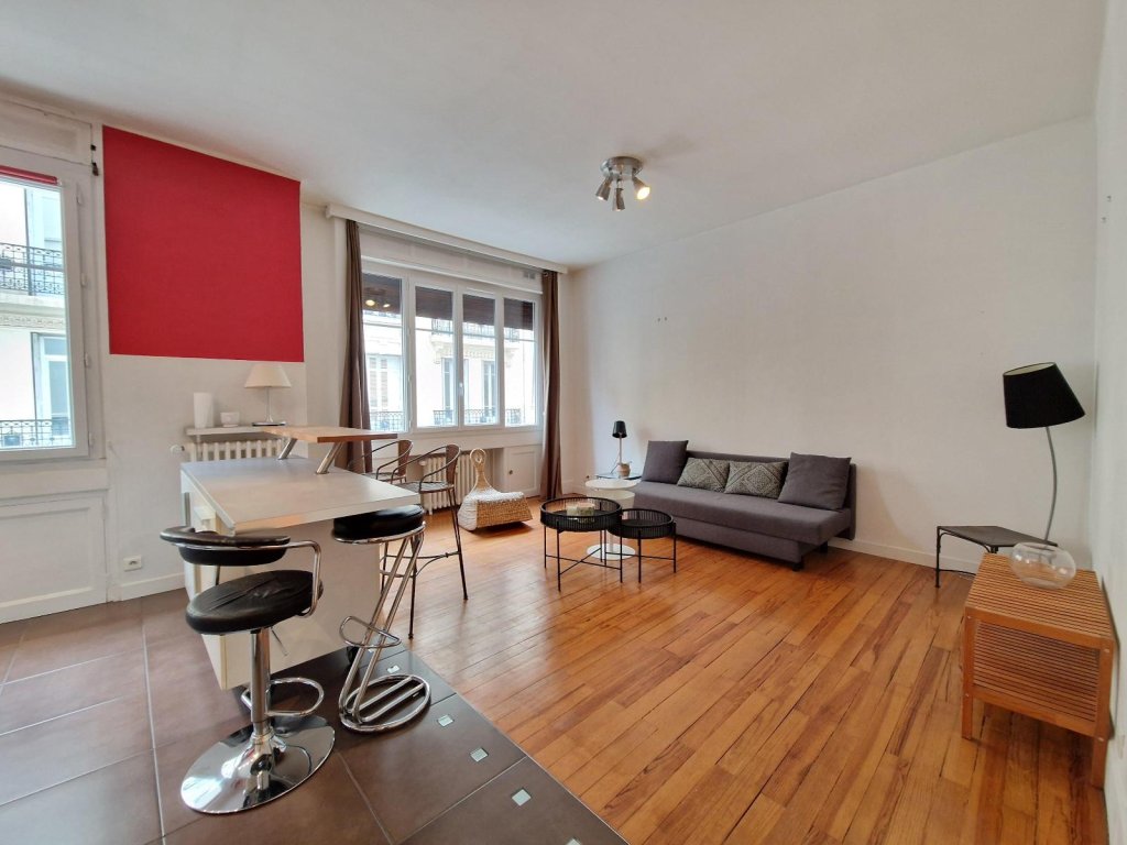 APPARTEMENT T2 A LOUER - ST ETIENNE - 59.41 m2 - 630 &euro; charges comprises par mois