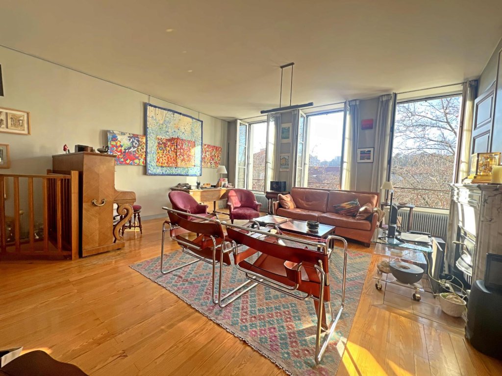 APPARTEMENT T9 A VENDRE - ST ETIENNE - 172 m2 - 175 000 &euro;