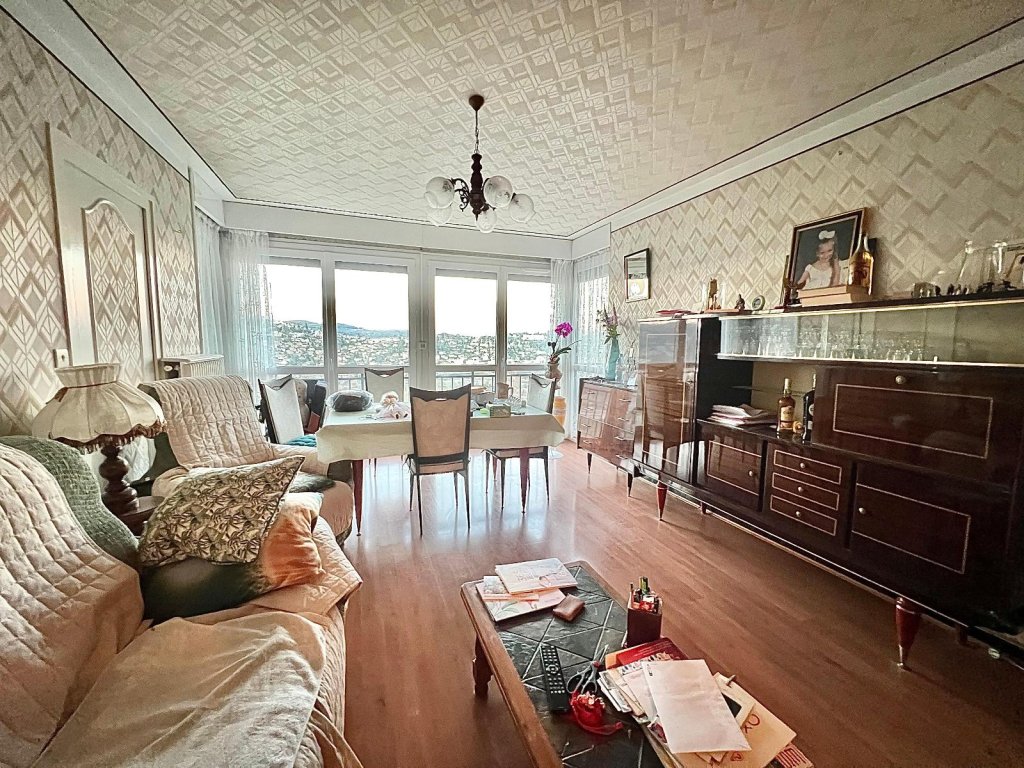 APPARTEMENT T3 A VENDRE - VILLARS - 73 m2 - 69 500 &euro;