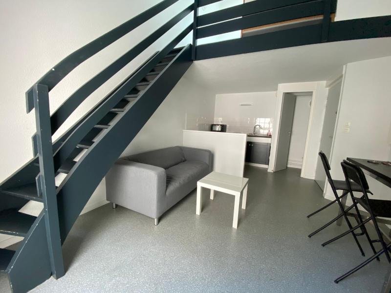 STUDIO A LOUER - ST ETIENNE - 29.03 m2 - 420 &euro; charges comprises par mois