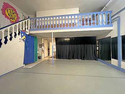 BOUTIQUE A VENDRE - ST ETIENNE - 186 m2 - 93 000 &euro; 