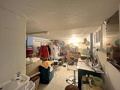 BOUTIQUE A VENDRE - ST ETIENNE - 186 m2 - 93 000 &euro; 