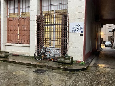 BOUTIQUE A VENDRE - ST ETIENNE - 186 m2 - 93 000 &euro; 