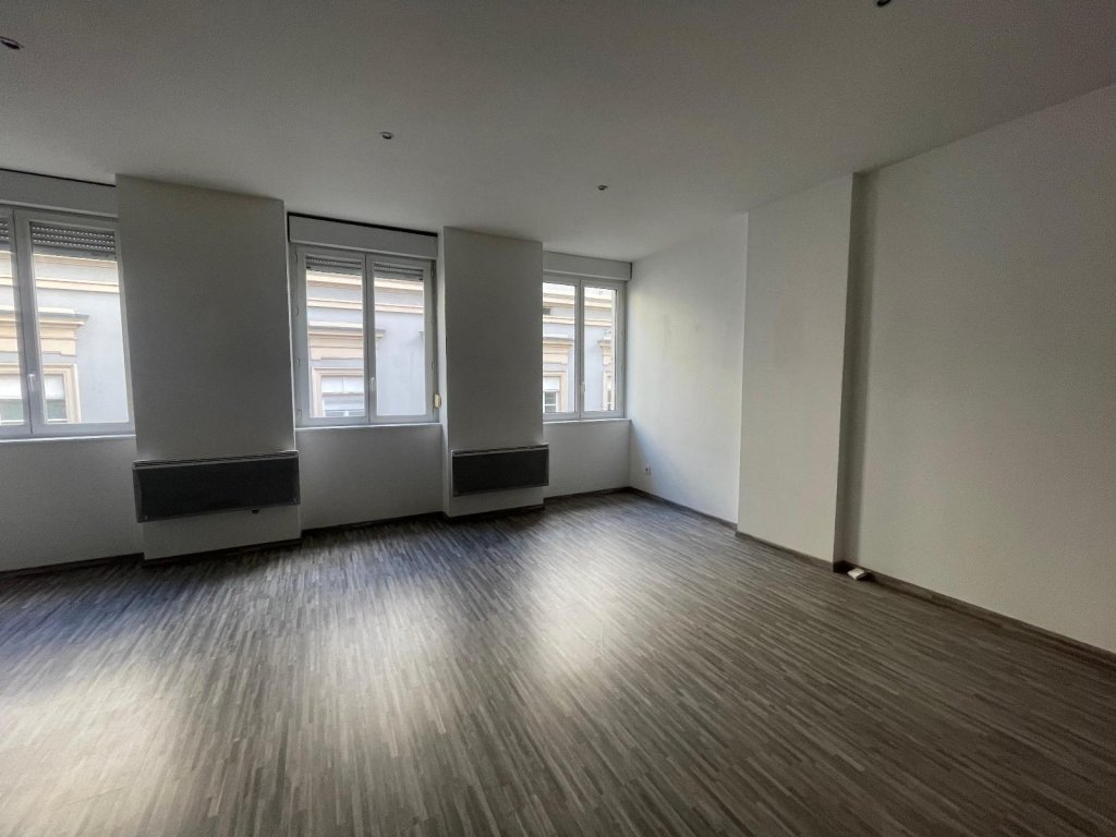 IMMEUBLE A VENDRE - ST ETIENNE - 990 000 &euro;