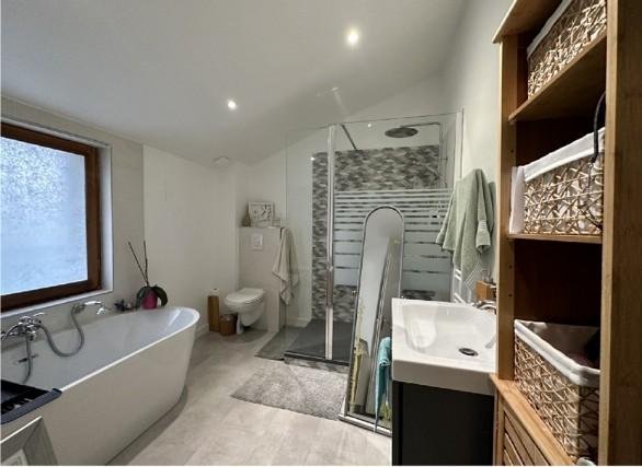 MAISON A LOUER - ST ETIENNE - 61.03 m2 - 640 &euro; charges comprises par mois