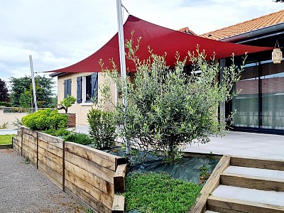 MAISON A LOUER - VILLARS - 134.68 m2 - 1 496 &euro; charges comprises par mois