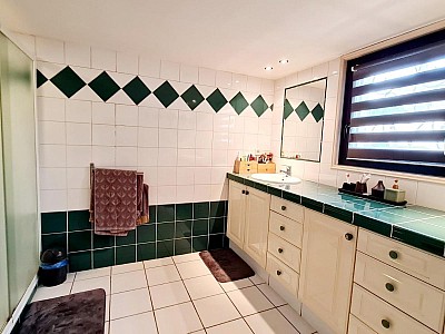 MAISON A LOUER - VILLARS - 134.68 m2 - 1 496 &euro; charges comprises par mois