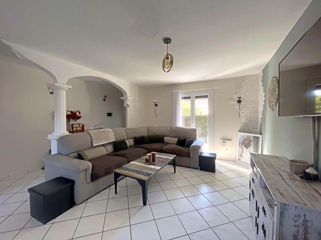 MAISON A VENDRE - ST CHAMOND - 177.96 m2 - 449 000 &euro;