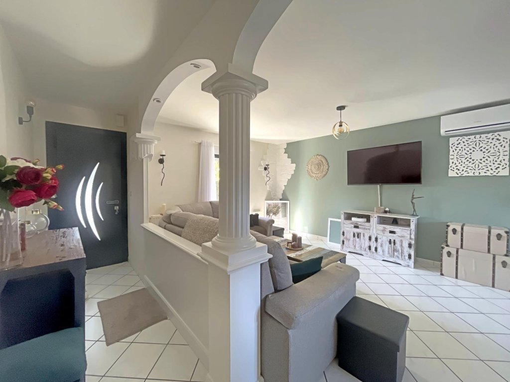 MAISON A VENDRE - ST CHAMOND - 177.96 m2 - 449 000 &euro;
