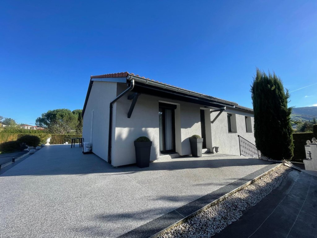 MAISON A VENDRE - ST CHAMOND - 177.96 m2 - 449 000 &euro;