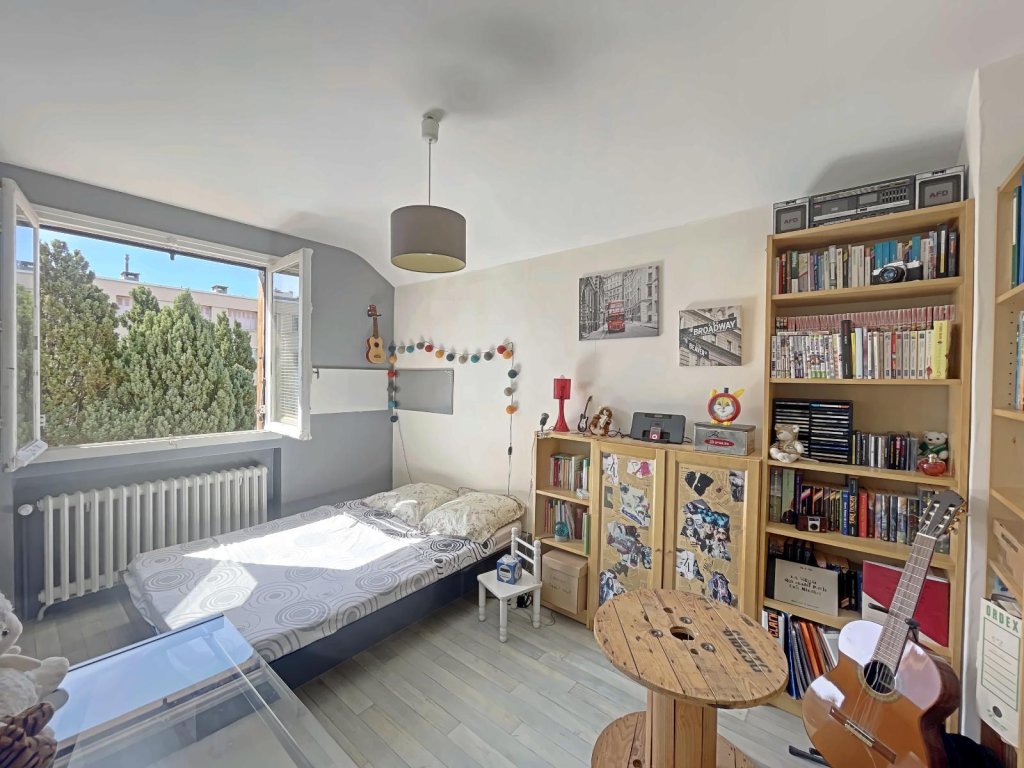 MAISON A VENDRE - ST ETIENNE - 140 m2 - 185 000 &euro;