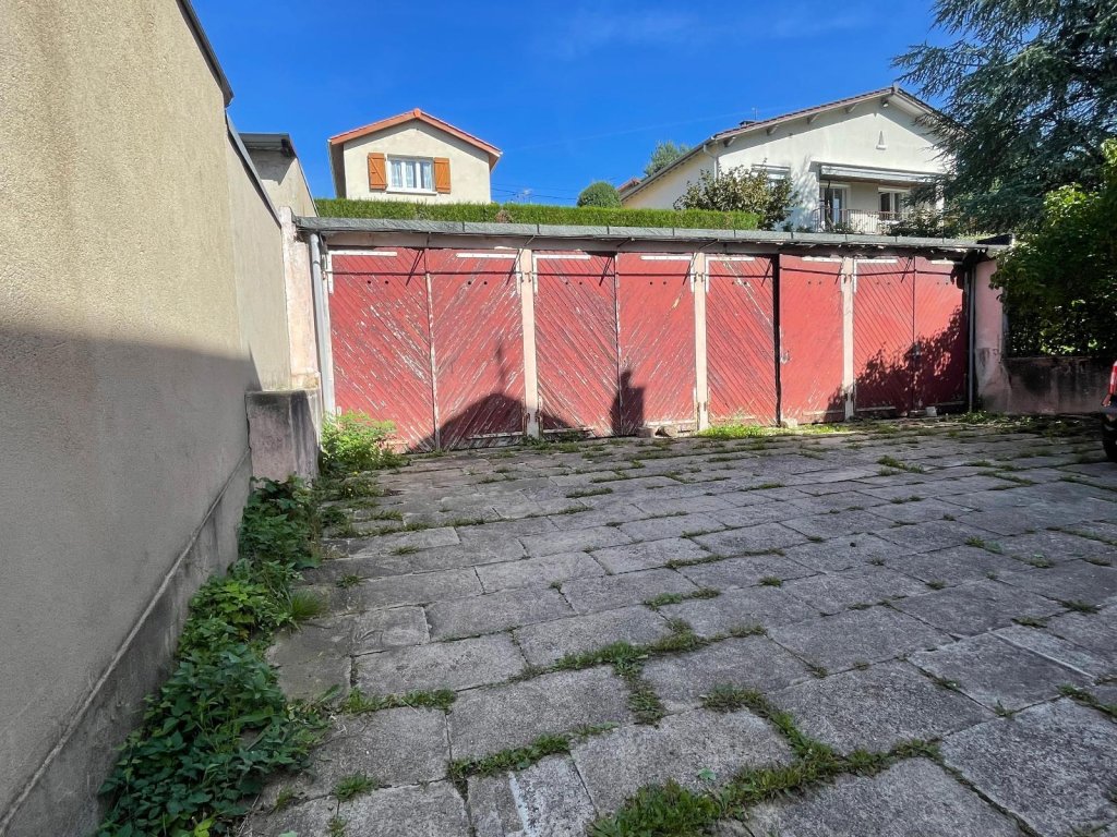 MAISON A VENDRE - ST ETIENNE - 140 m2 - 185 000 &euro;
