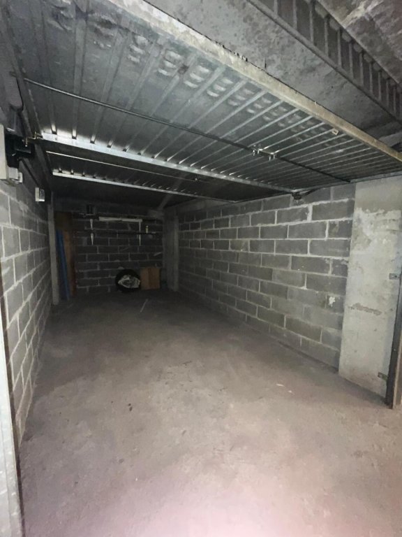 PARKING EXTERIEUR A VENDRE - ST ETIENNE - 12 000 &euro;