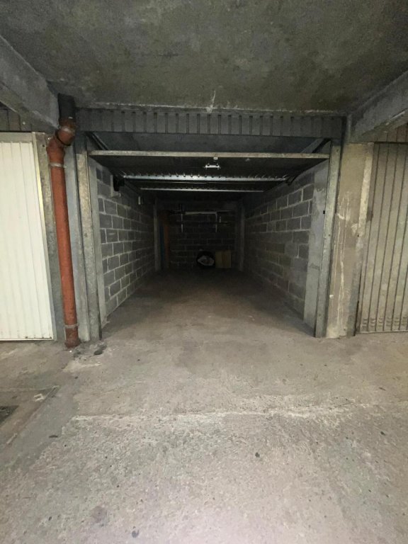 PARKING EXTERIEUR A VENDRE - ST ETIENNE - 12 000 &euro;