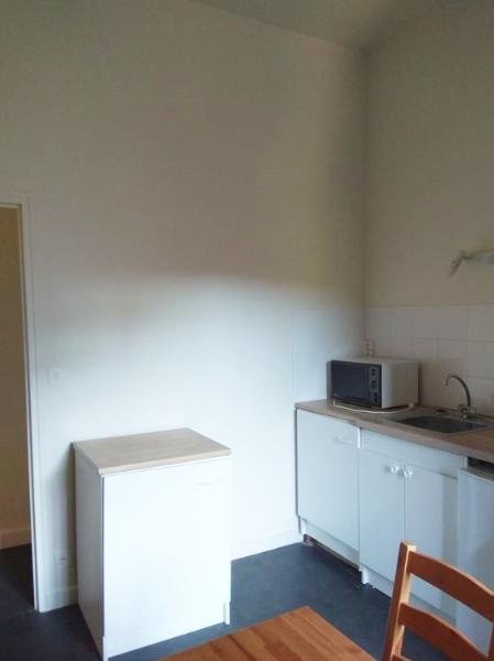 STUDIO A LOUER - POMMIERS EN FOREZ - 34.35 m2 - 380 &euro; charges comprises par mois