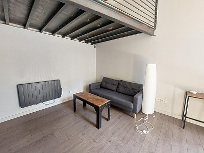 STUDIO A LOUER - ST ETIENNE - 22.76 m2 - 353 &euro; charges comprises par mois