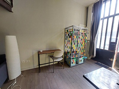 STUDIO A LOUER - ST ETIENNE - 22.76 m2 - 353 &euro; charges comprises par mois