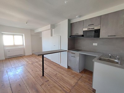 STUDIO A LOUER - ST ETIENNE - 22.17 m2 - 315 &euro; charges comprises par mois