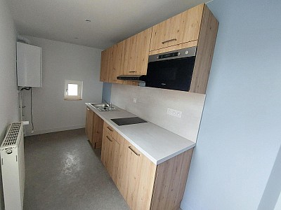 STUDIO A LOUER - ST ETIENNE - 30.85 m2 - 335 &euro; charges comprises par mois
