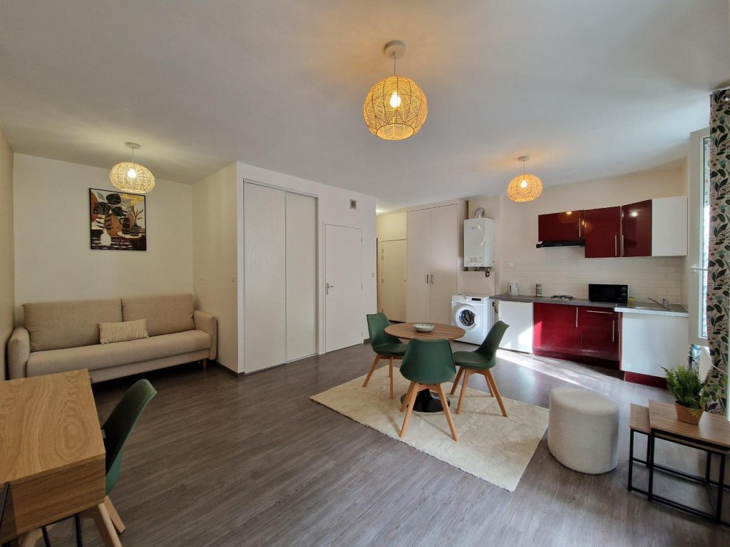 STUDIO A LOUER - ST ETIENNE - 34.28 m2 - 445 &euro; charges comprises par mois