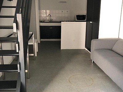 STUDIO A LOUER - ST ETIENNE - 34.55 m2 - 440 &euro; charges comprises par mois