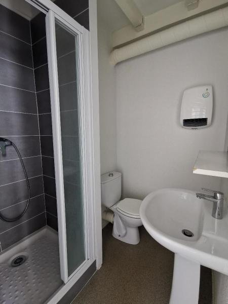 STUDIO A LOUER - ST ETIENNE - 15.37 m2 - 355 &euro; charges comprises par mois