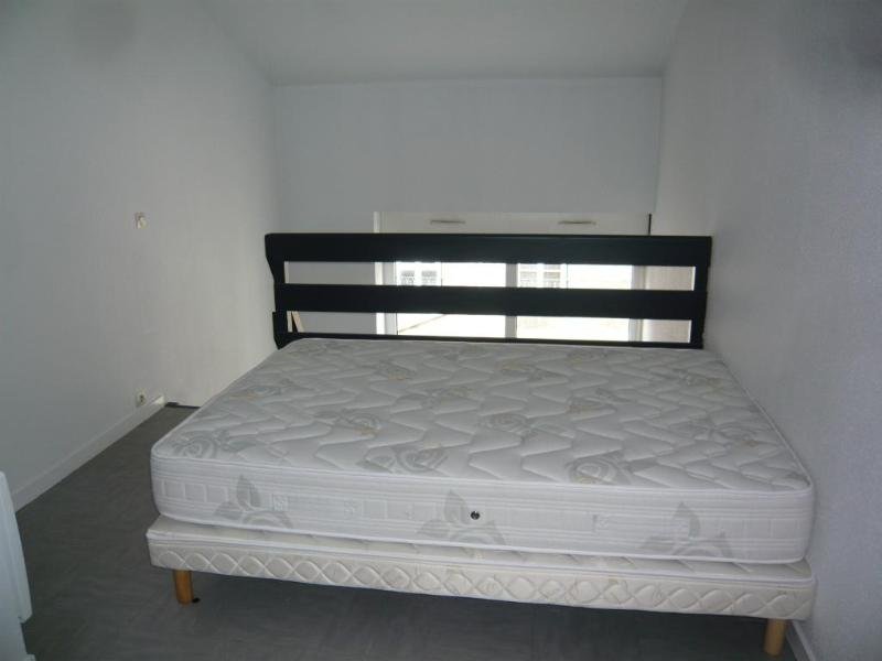 STUDIO A LOUER - ST ETIENNE - 15.37 m2 - 355 &euro; charges comprises par mois