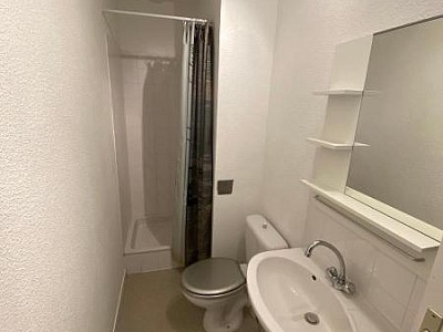 STUDIO A LOUER - ST ETIENNE - 19.8 m2 - 390 &euro; charges comprises par mois