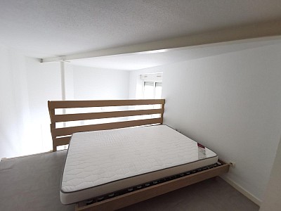 STUDIO A LOUER - ST ETIENNE - 26.97 m2 - 350 &euro; charges comprises par mois