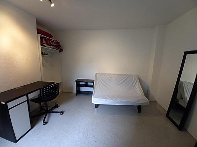 STUDIO A LOUER - ST ETIENNE - 24 m2 - 445 &euro; charges comprises par mois