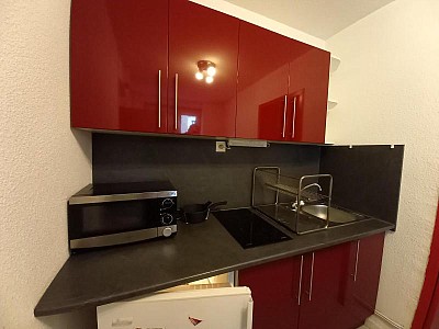STUDIO A LOUER - ST ETIENNE - 24 m2 - 445 &euro; charges comprises par mois