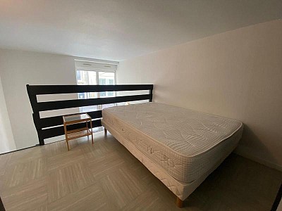 STUDIO A LOUER - ST ETIENNE - 23.19 m2 - 330 &euro; charges comprises par mois