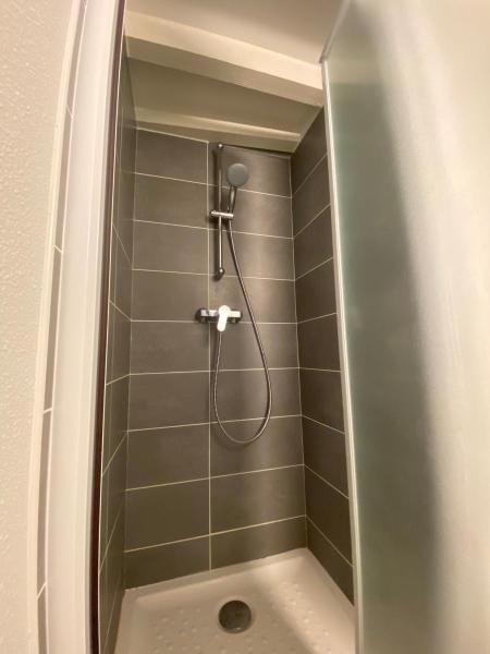 STUDIO A LOUER - ST ETIENNE - 23.19 m2 - 330 &euro; charges comprises par mois