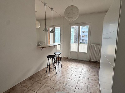 STUDIO A LOUER - ST ETIENNE - 31 m2 - 395 &euro; charges comprises par mois