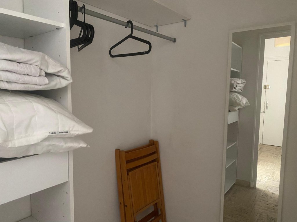 STUDIO A LOUER - ST ETIENNE - 31 m2 - 395 &euro; charges comprises par mois