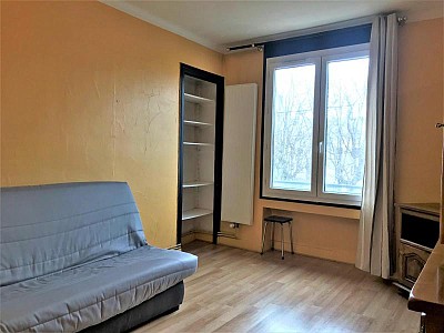 STUDIO A LOUER - ST ETIENNE - 33.2 m2 - 405 &euro; charges comprises par mois