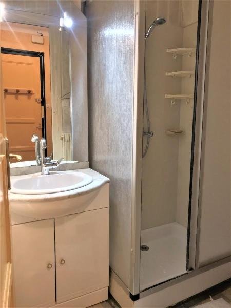 STUDIO A LOUER - ST ETIENNE - 33.2 m2 - 405 &euro; charges comprises par mois