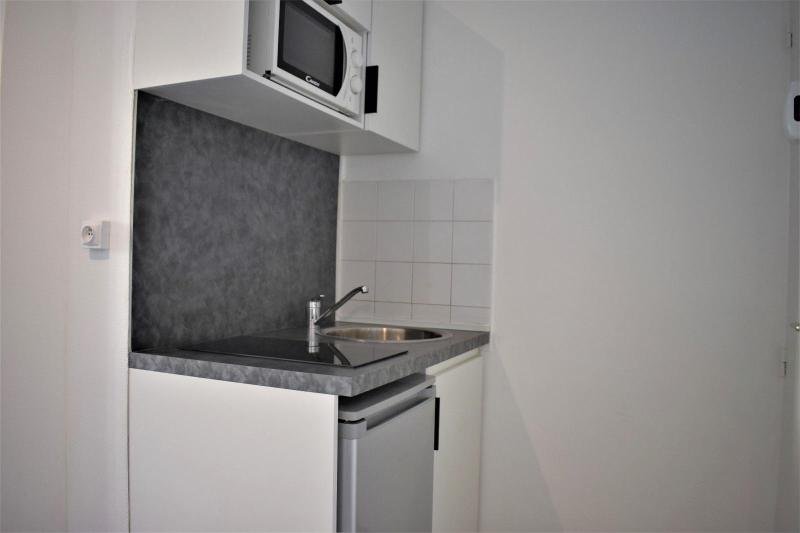 STUDIO A LOUER - ST ETIENNE - 13.74 m2 - 295 &euro; charges comprises par mois