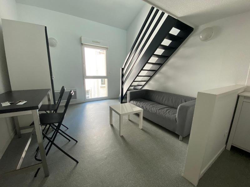 STUDIO A LOUER - ST ETIENNE - 29.03 m2 - 420 &euro; charges comprises par mois