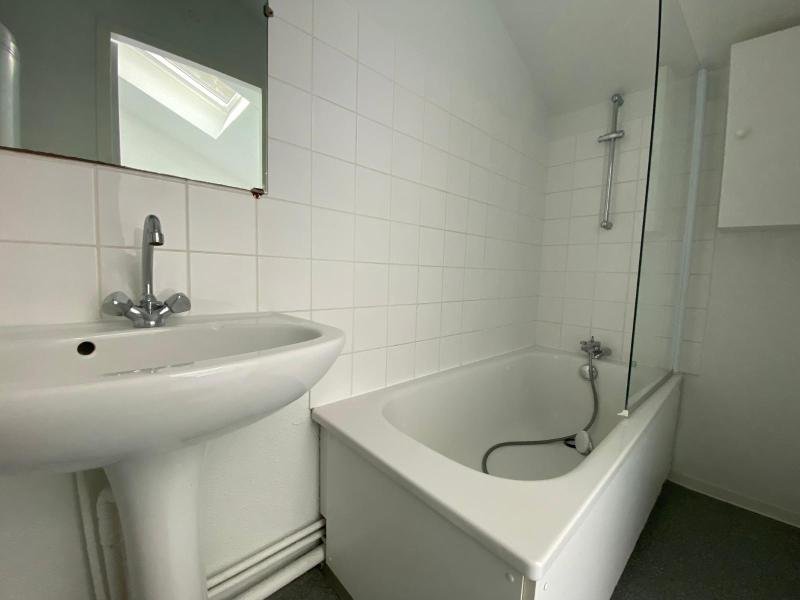 STUDIO A LOUER - ST ETIENNE - 29.03 m2 - 420 &euro; charges comprises par mois