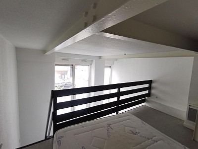 STUDIO A LOUER - ST ETIENNE - 27 m2 - 340 &euro; charges comprises par mois