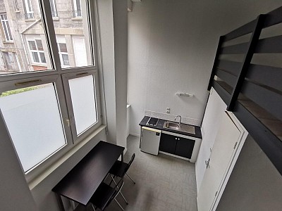 STUDIO A LOUER - ST ETIENNE - 27 m2 - 340 &euro; charges comprises par mois