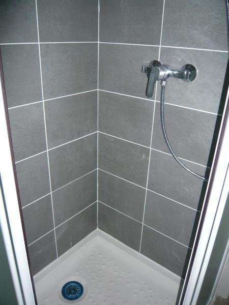 STUDIO A LOUER - ST ETIENNE - 23.83 m2 - 330 &euro; charges comprises par mois