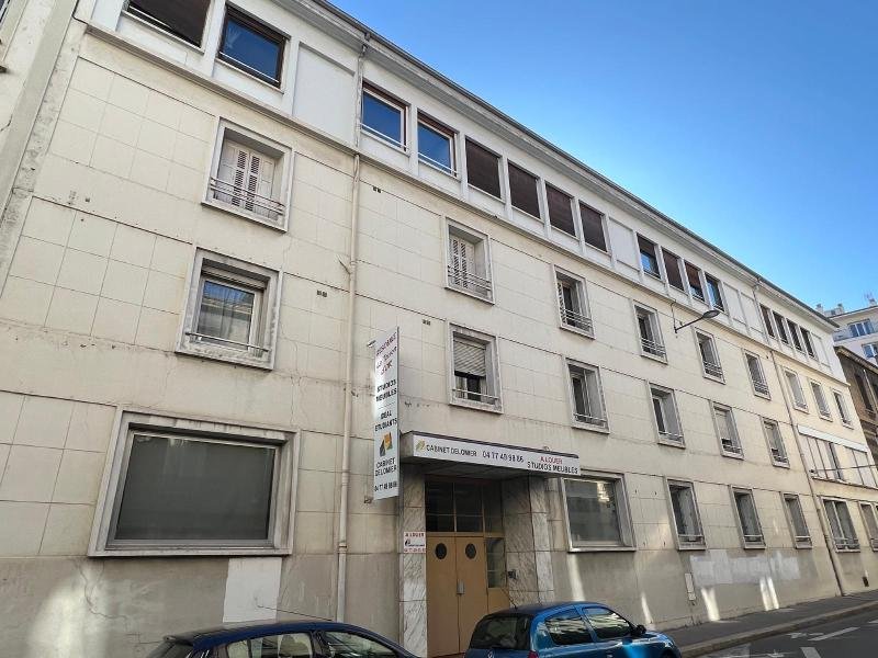 STUDIO A VENDRE - ST ETIENNE - 14 m2 - 26 000 &euro;