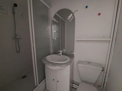 STUDIO A VENDRE - ST ETIENNE - 18.7 m2 - 38 500 &euro;