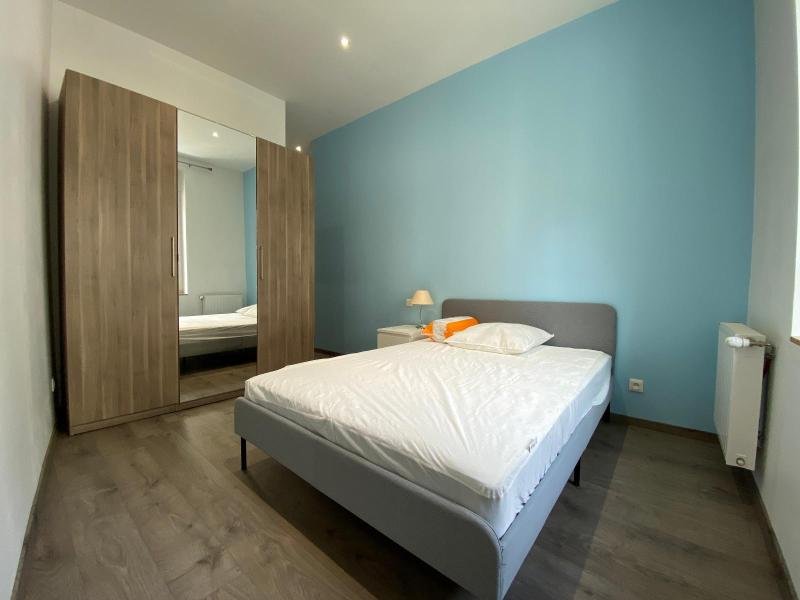 APPARTEMENT T2 A LOUER - ST ETIENNE - 68 m2 - 670 &euro; charges comprises par mois